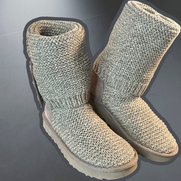 NWOT UGG Dark Charcoal Gray Cozy Knit ‘Purl Cardy Knit Boots’ w/ Wool Lining 6 - Picture 8 of 15